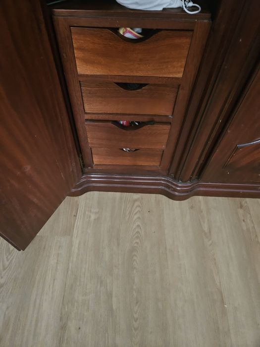 Guarda-roupa 3 portas