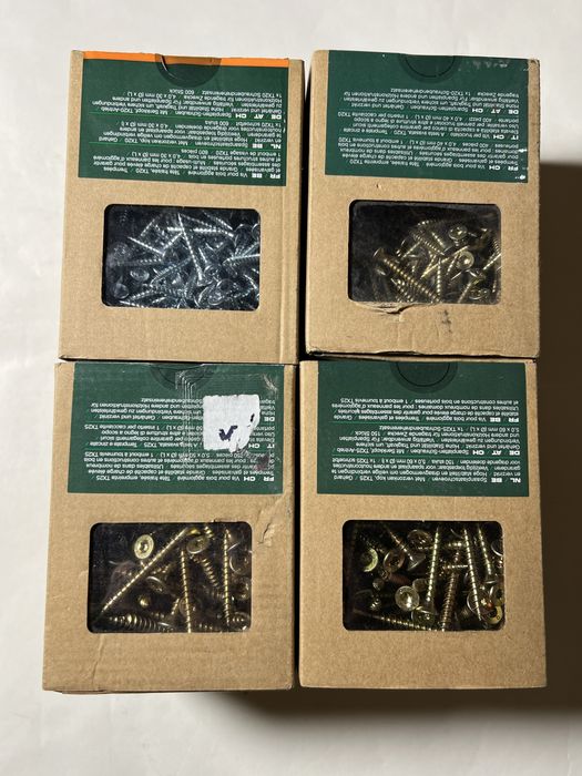 Шурупи різних розмірів