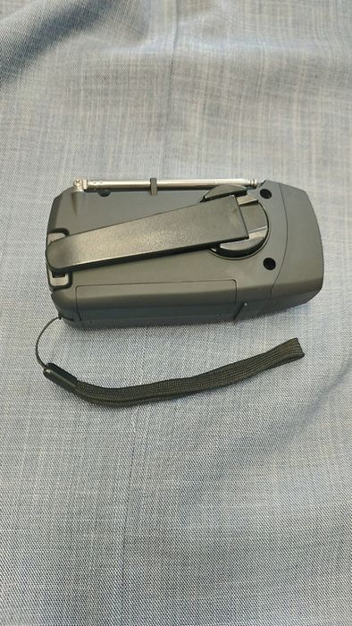 > Rádio Preto Novo – Manivela, Solar, Lanterna e Powerbank!