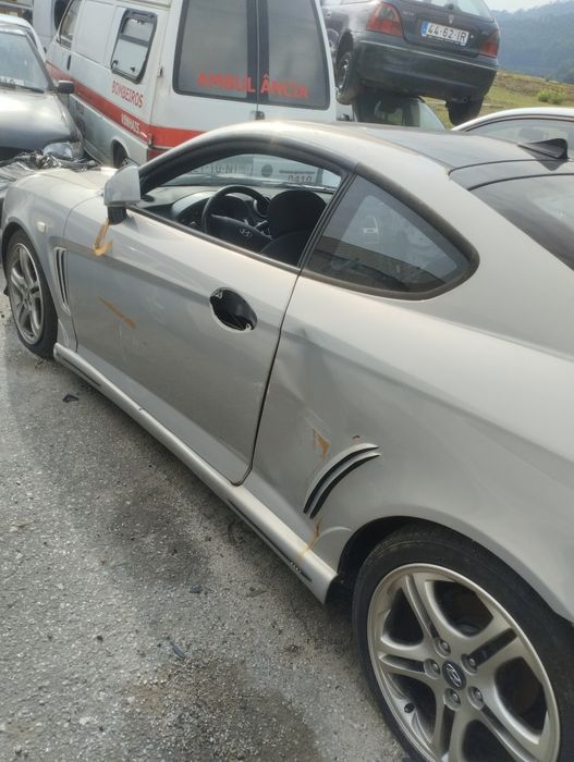 Hyundai Coupé motor 2000 para peças