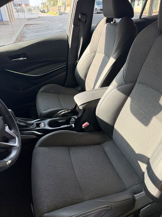 Toyota corolla touring sports