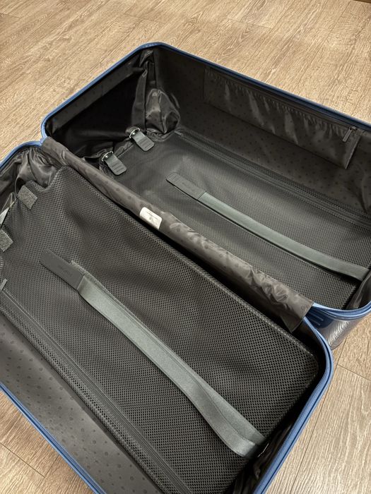 Walizka Rimowa Essential Trunk Plus