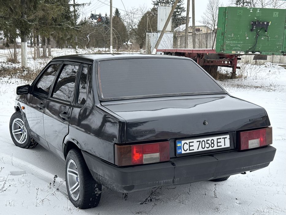 Продам ваз-21099
