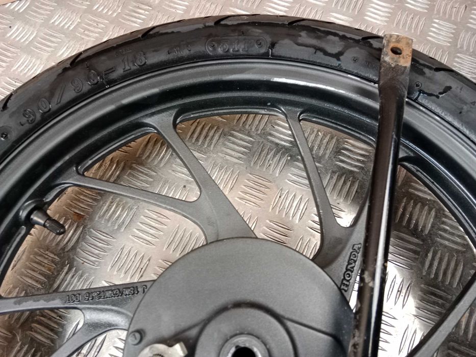 Honda CB 125 F Koło Tył Tylne Felga Tylna + Opona 15-20