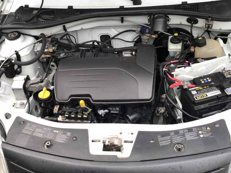 Продам Dacia Sandero 1.2 2011 рік