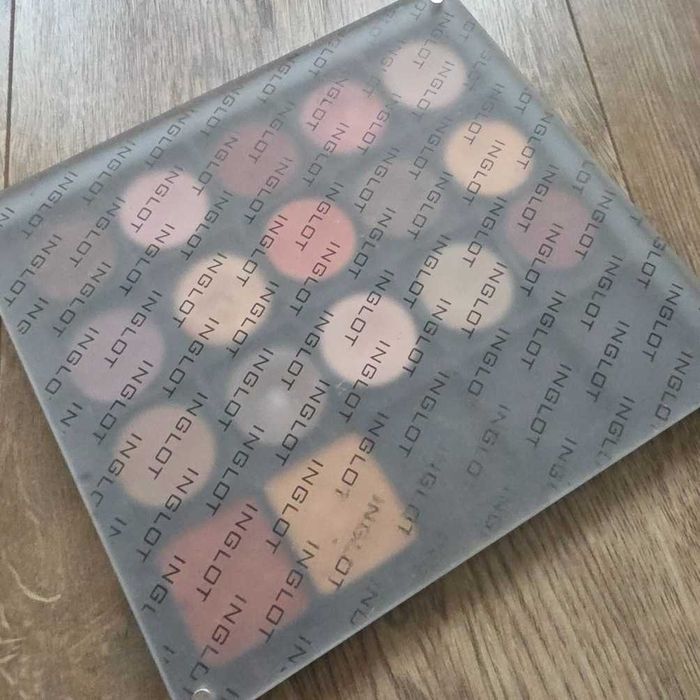 Duza paleta magnetyczna Inglor z cieniami