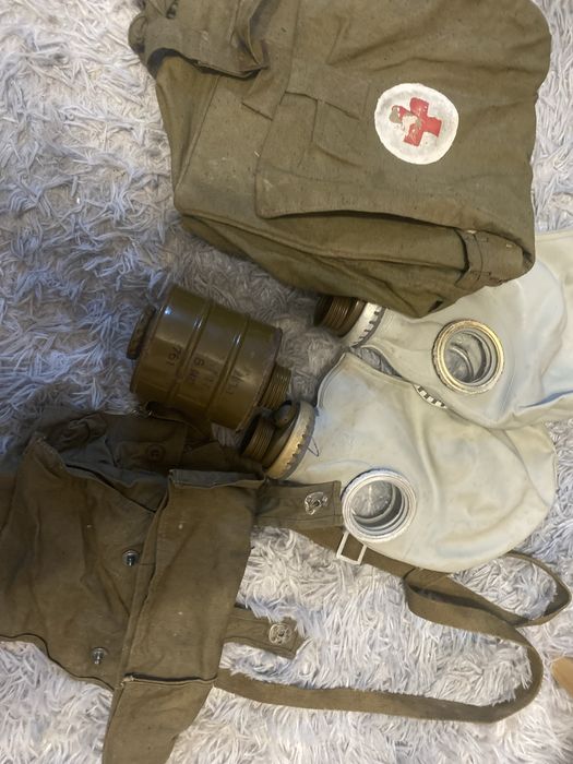 Продам Противогазы гп5