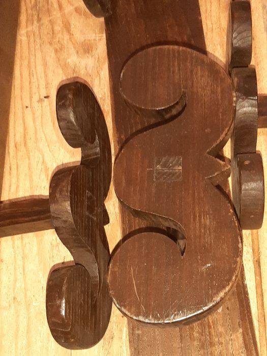 Bengaleiros Em Madeira de Carvalho Século  XlX