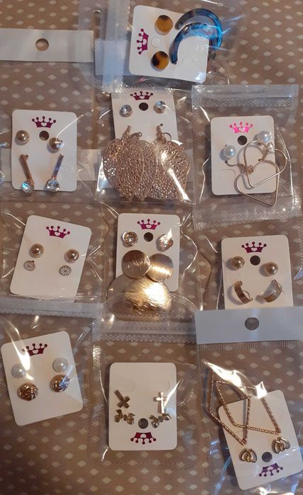 10 cartelas de brincos 5€