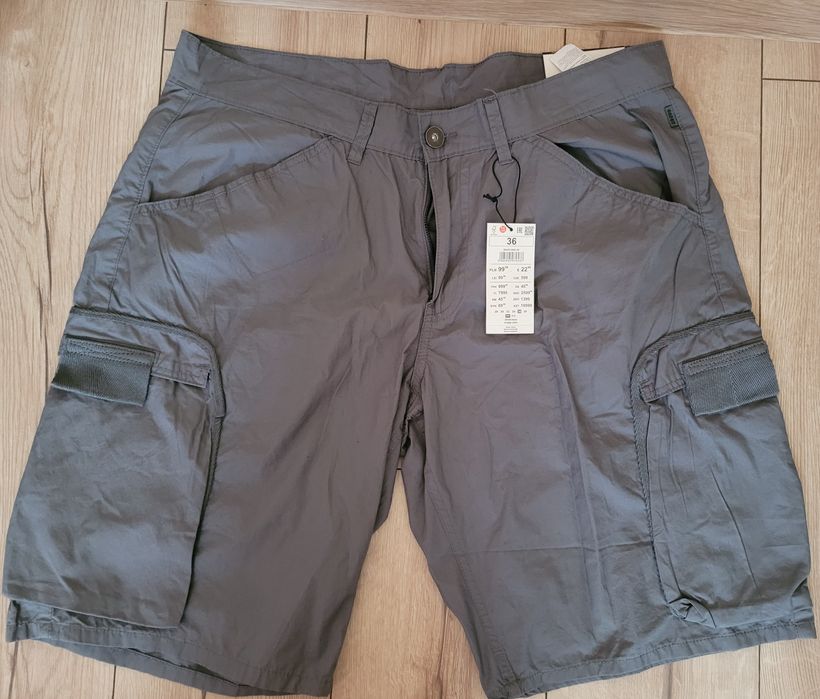 Spodenki męskie Cropp r. 36. Nowe