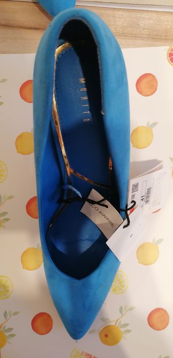 Niebieskie nowe szpilki Mohito