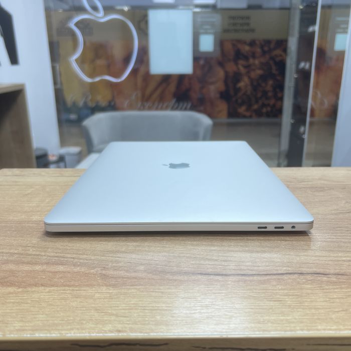 macbook pro 16 2019 i9 - купити ноутбуки - Ціна на OLX.ua