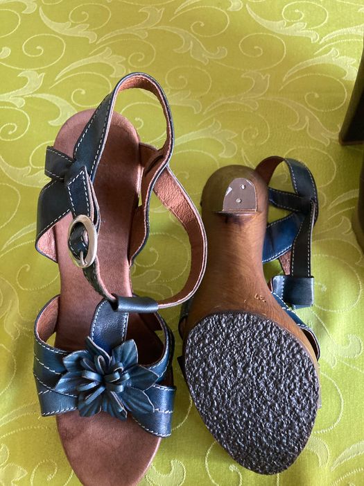 Botas de marca  Zilian e moow