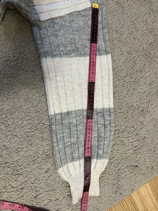 Кардиган светр в гарному стані