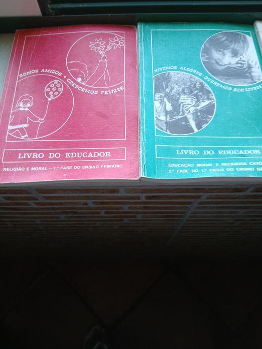 livros antigos religião e moral