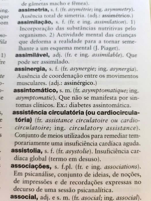 Dicionário Médico - Português - Francês - Inglês