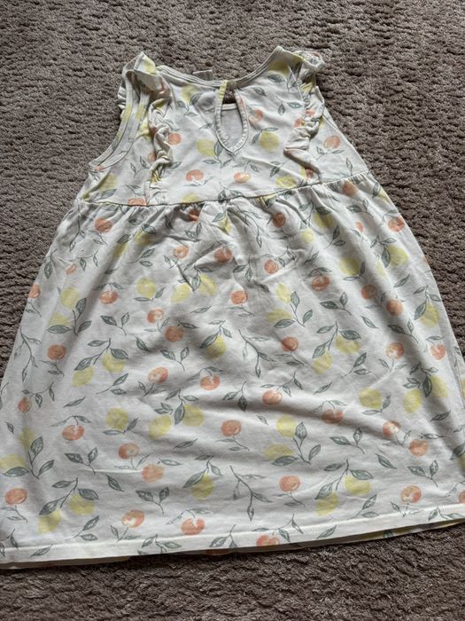 Sukienka w cytrynki H&M