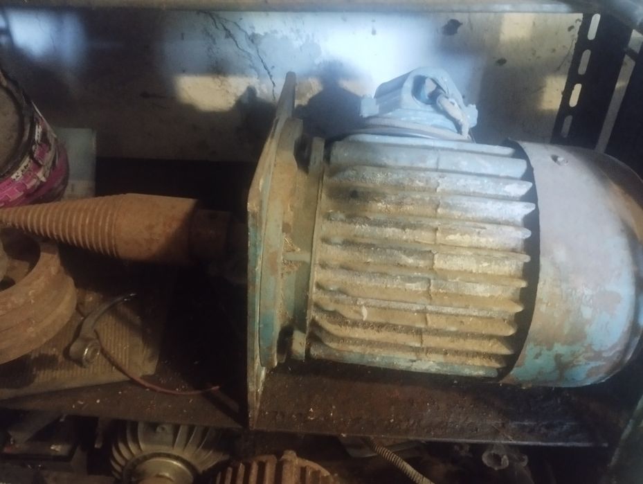 Продам незакінчений проект дровокола