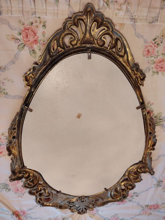 Espelho Oval em Bronze