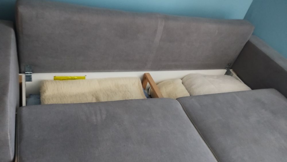 Sofa, kanapa, łóżko