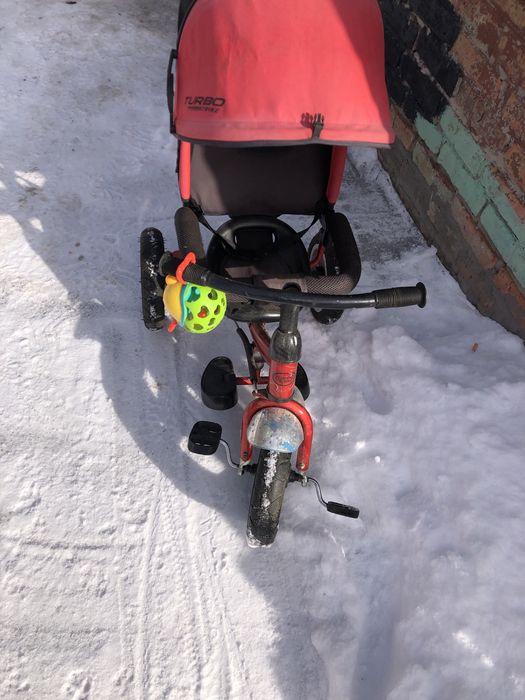 Триколісний лінивий велосипед