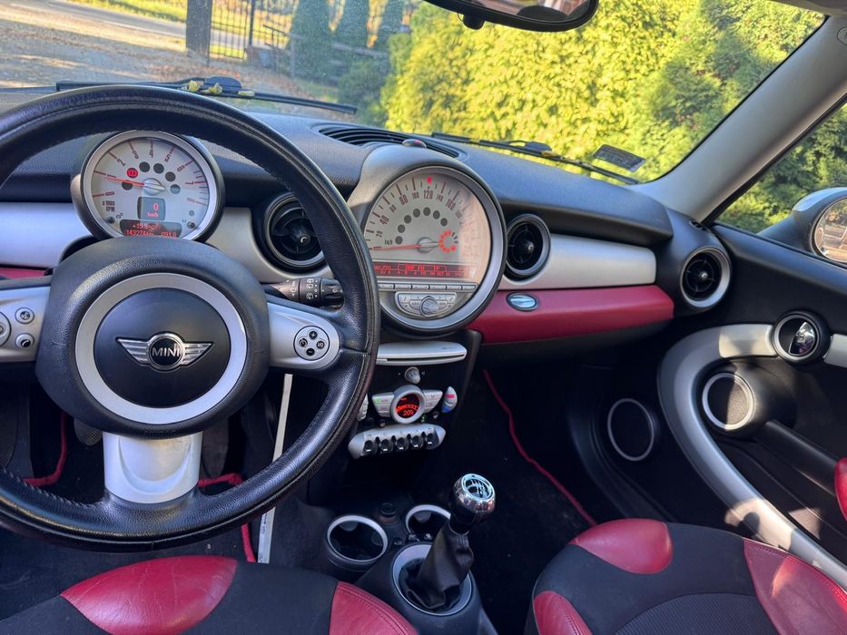 Mini Cooper 1.6 benzyna