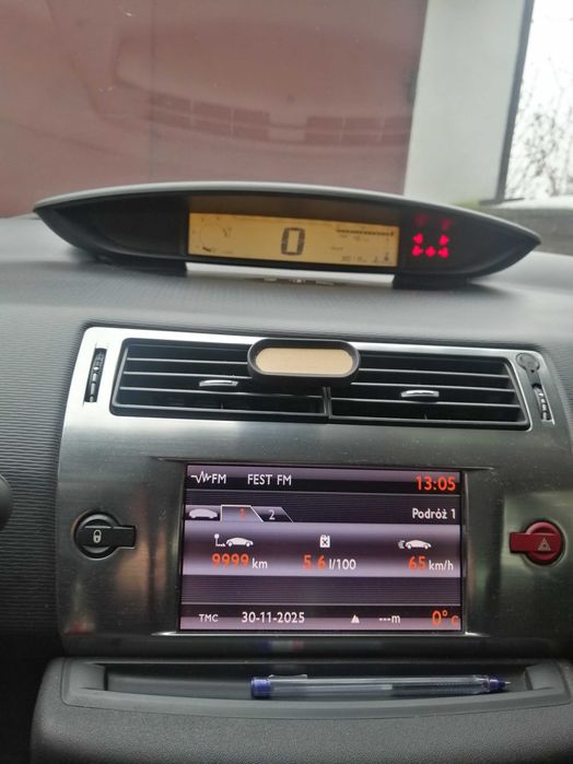 Samochód osobowy Citroen C4