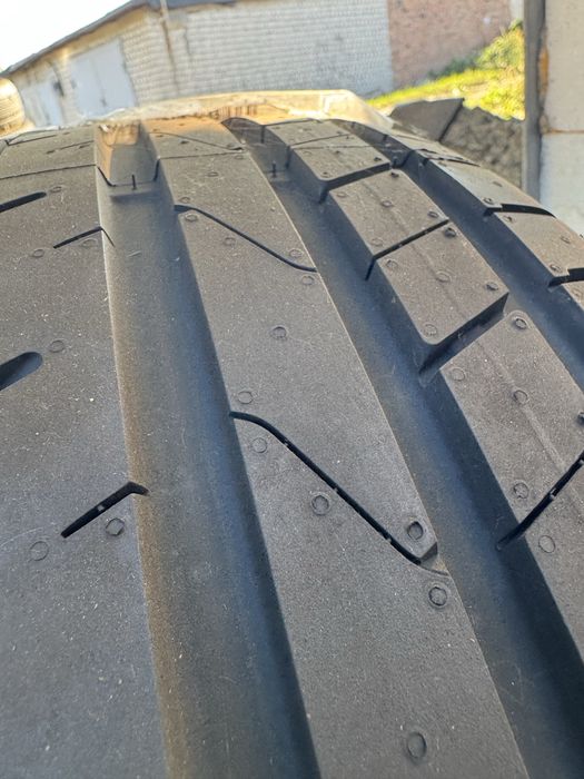 Новая Резина лето R17 225/50 2024 год