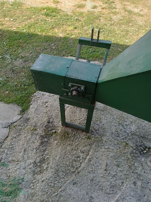 Продам саморобний подрібнювати гілок