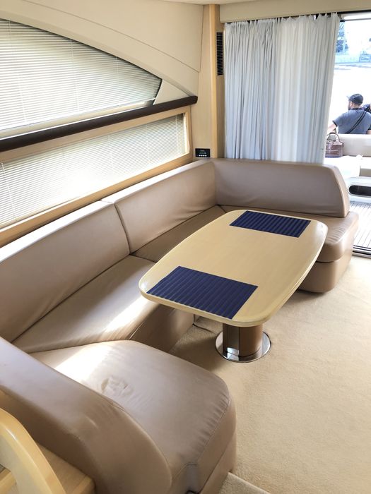 Яхта Princess 50