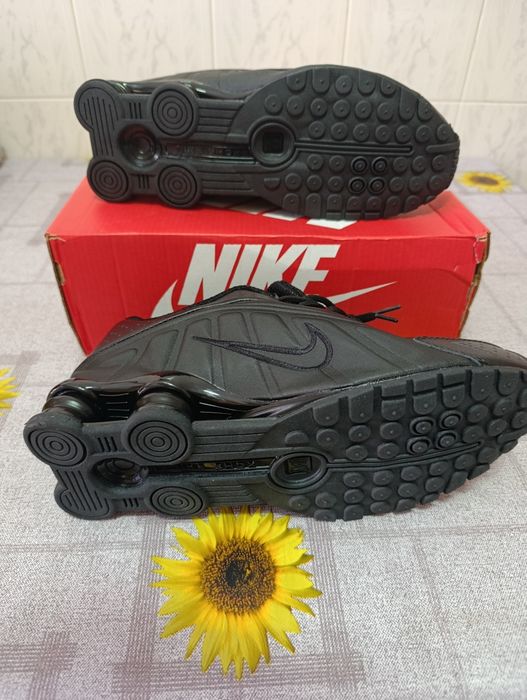 Nike Shox R4 tam 43
