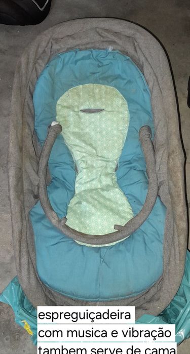 Cadeiras auto e cadeira de passeio