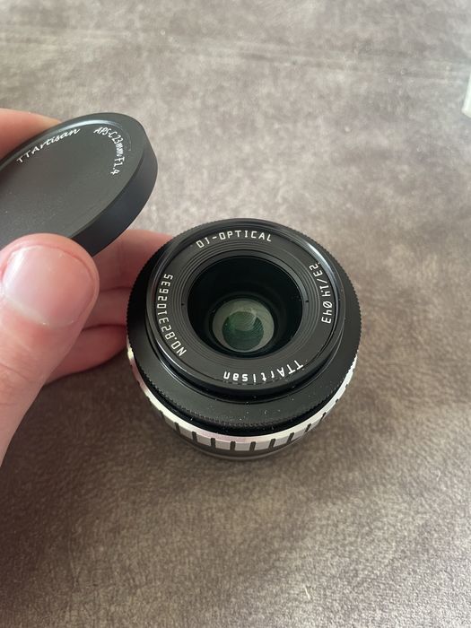 Обєктив TTArtisan 23mm f/1.4