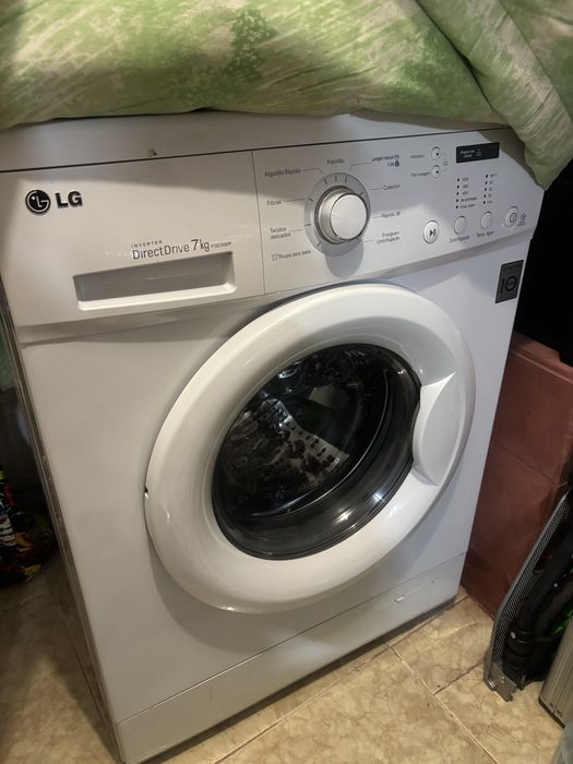 Máquina de lavar roupa LG 7kg Direct Drive [MUITO BOM ESTADO]