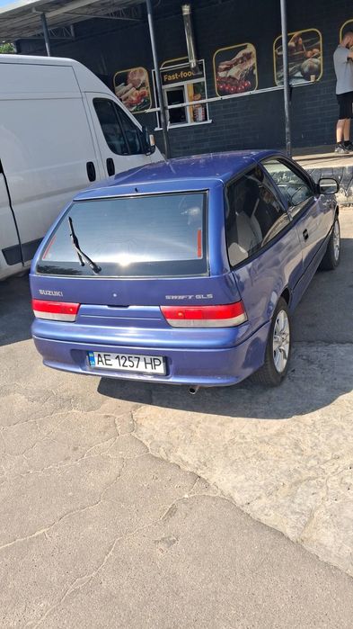 Suzuki swift gls 1.0(G10)