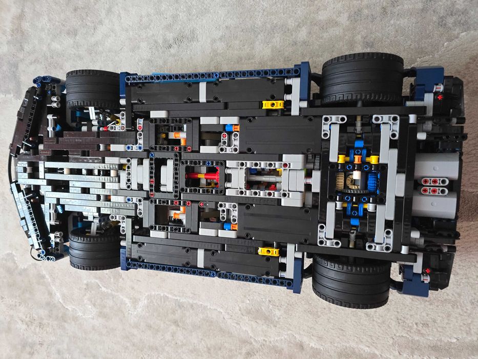 LEGO 42083  Bugatti Chiron оригінал TECHNIC Бугатті