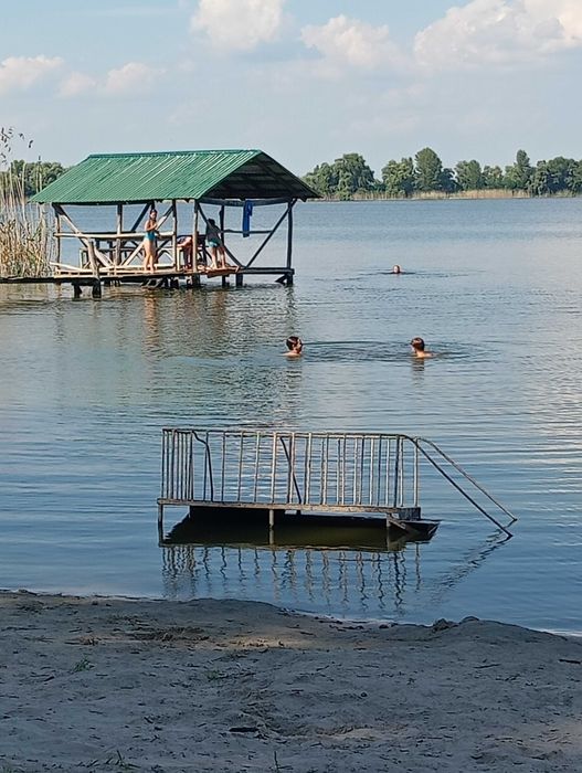 Будинок в екологічній, спокійній місцевості біля річки та заповідника