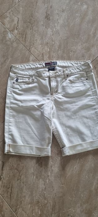 Spodenki jeansowe
