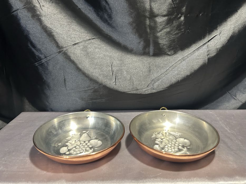 Zestaw 2 Miedzianych Foremek na Ciasto – Motyw Owoców