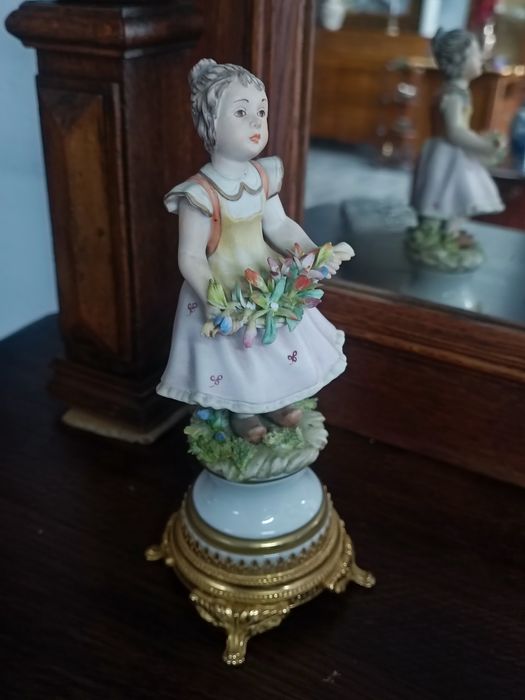 Статуетки Capodimonte