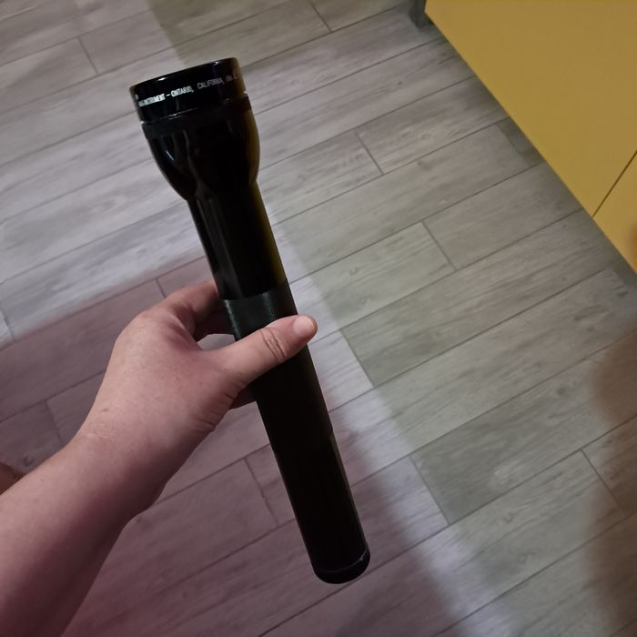 ФОНАРЬ MAG-LITE USA Ontario California USA.Оригинал, 3D