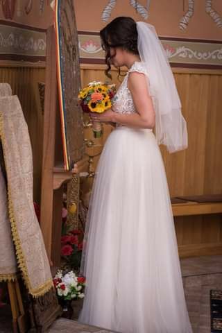 Suknia ślubna ercu