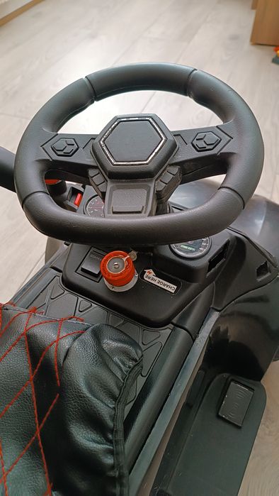 Електроавтомобіль (автомобіль-толокар) дитячий Bambi M3591/M3592