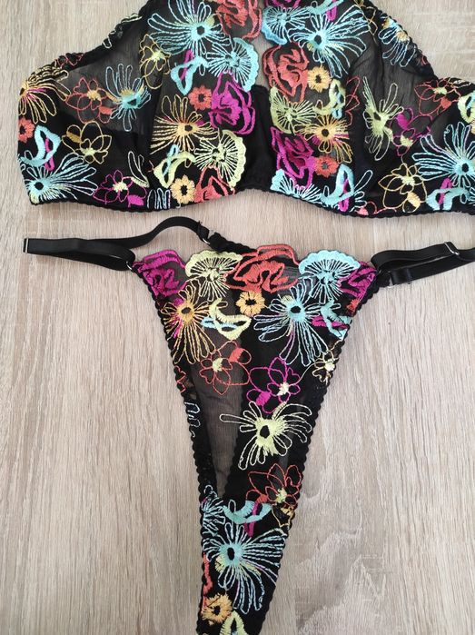 Strój bikini Haftowany rozmiar L