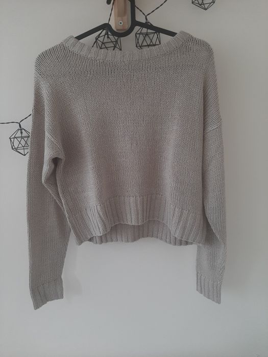 beżowy sweter krótki S