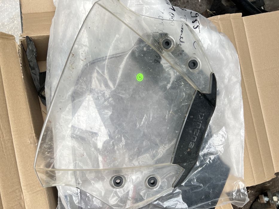 Suzuki DL 1000 V-Strom Вітровик Вітрове скло
