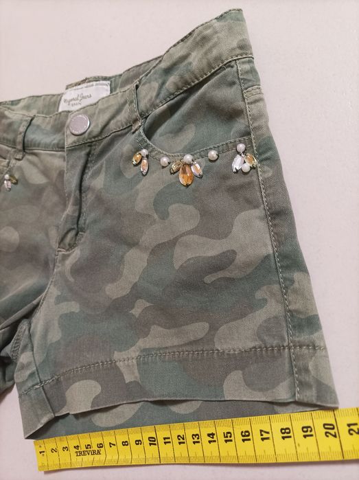 Calções para Menina em padrão Militar marca Mayoral (6 anos)