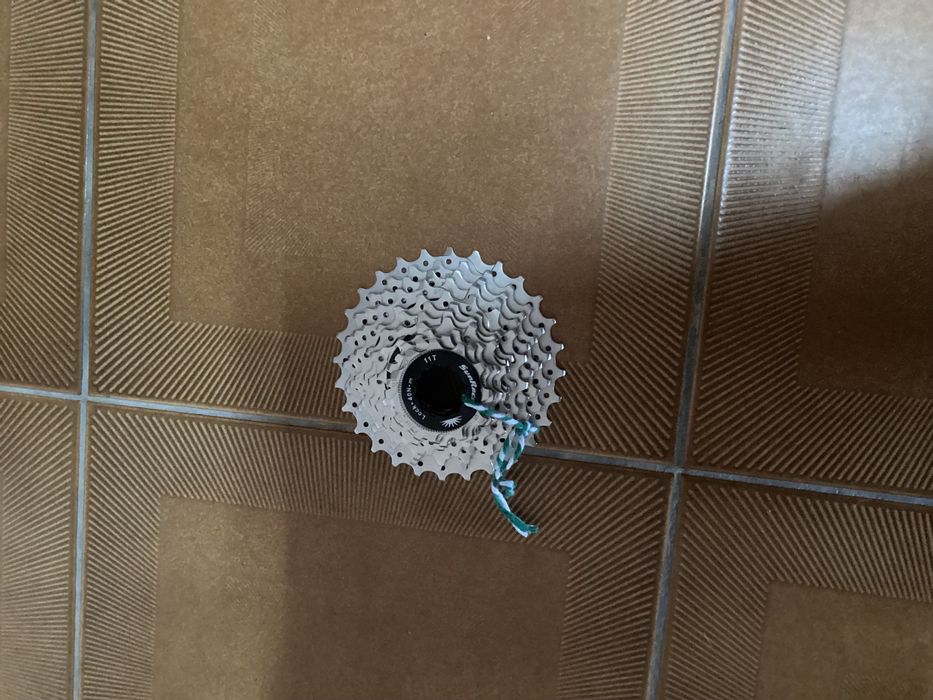 Cassete  Sunrace CSRX1 11 Speed 11-28T - NOVA