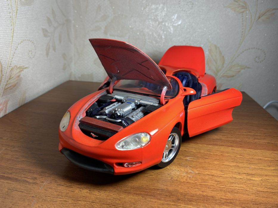 Ford Mustang Mach III Red 1/18 Maisto