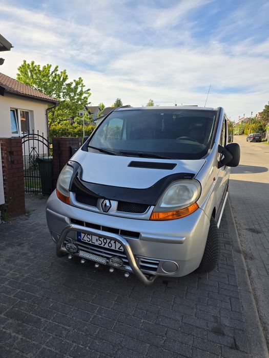 Fajne Renault Trafic w wersji Long